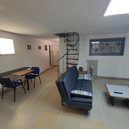 Central Private Flat By Old Town, Shops, Restaurants Bari Ngoại thất bức ảnh