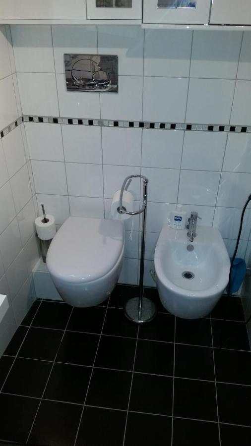 Central Private Flat By Old Town, Shops, Restaurants Bari Ngoại thất bức ảnh